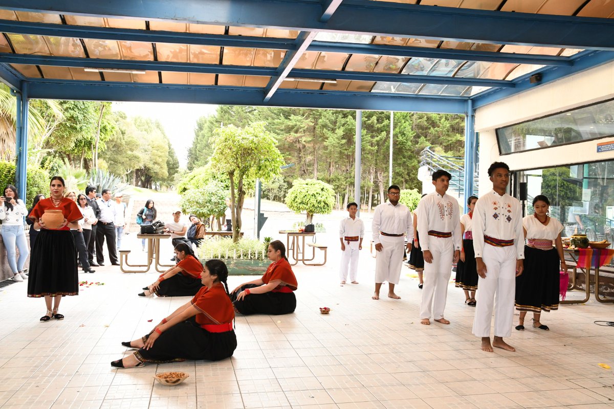 ESPEU's tweet photo. La UBUN y el Club de Danza Anka Kury ESPE, realizaron una muestra dancística a propósito de la celebración del “#KollaRaymi”.
Este evento de arte y cultura, tuvo como finalidad acercar a la #comunidaduniversitaria a las costumbres tradicionales de la cultura andina. https://t.co/G0ZfUTutlp