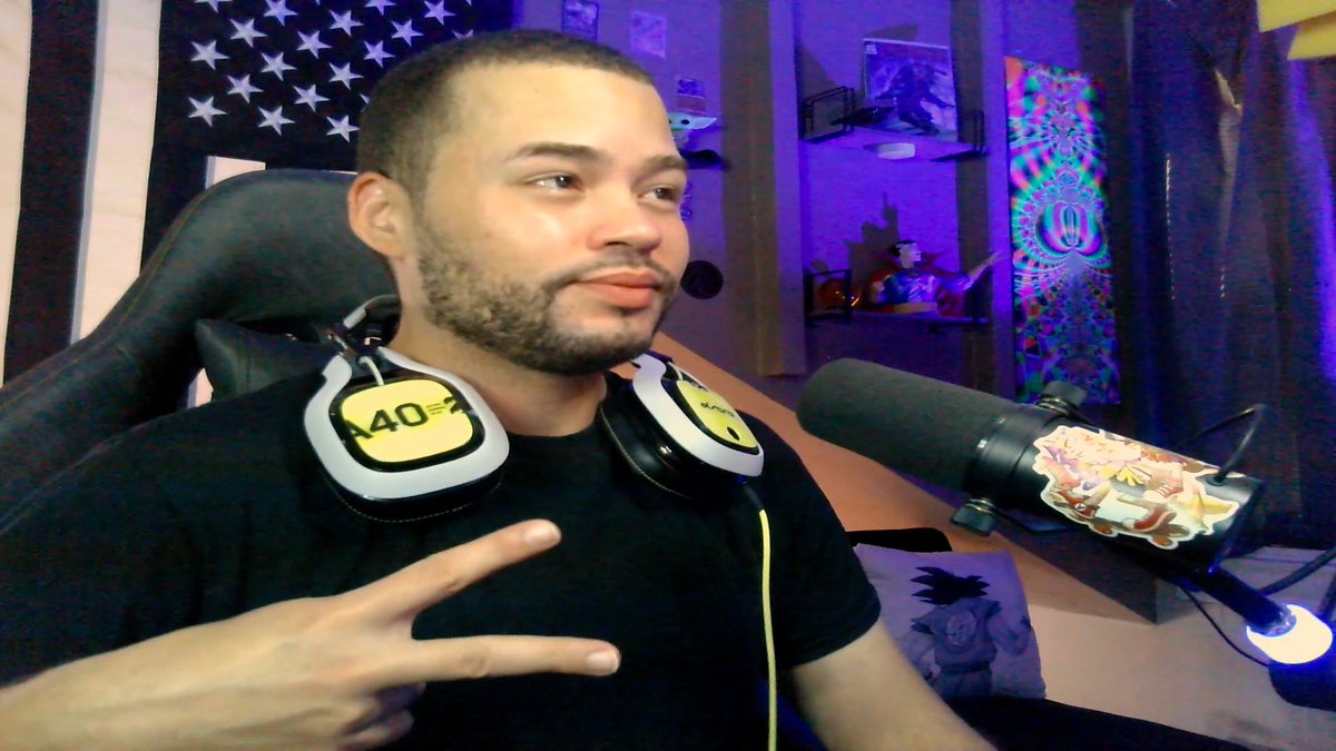 Happy Friday <a href="/kick/"></a> Fam 🙏

I'm going 🟢LIVE  starting with Starfield since <a href="/PAYDAYGame/">PAYDAY</a> servers are still down and then some Fortnite tonight. 🎮

Watch Me Live Here:
kick.com/beekeyyy 

#Kickstreaming #Gamer #LiveStream #KickStreamer #HappyFriday