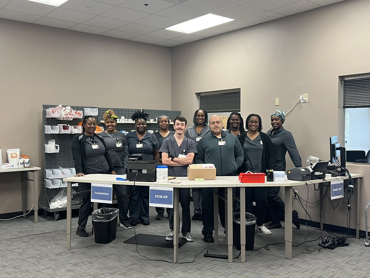 vumcpharmtech's tweet photo. am super excited to introduce everyone to our Fall 23 cohort of Pharmacy Technicians!!!!!!  #pharmacytechnicians #vumcalliedhealtheducation #vumcpharmacy https://t.co/xT7iRvYFRR