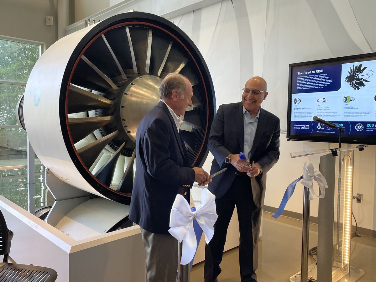GE_Aerospace's tweet image. Meet QCSEE, #AvGeeks! 
 
#DYK in the 1970s, GE Aerospace partnered with @NASA to test the Quiet, Clean, Short-Haul Experimental Engine (QCSEE)? 

This demonstrator engine helped launch technologies found in our engines today.

Read more ➡️ bit.ly/3EMW8vY