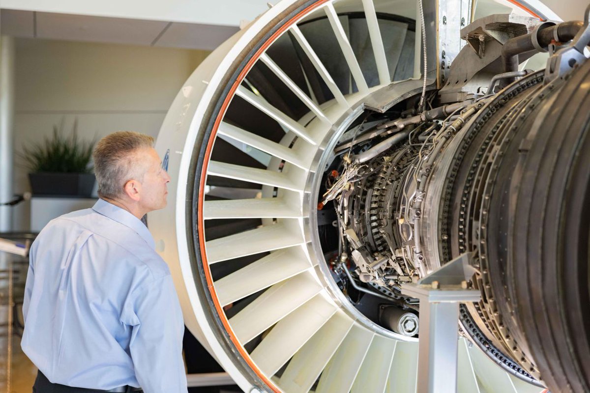 GE_Aerospace's tweet image. Meet QCSEE, #AvGeeks! 
 
#DYK in the 1970s, GE Aerospace partnered with @NASA to test the Quiet, Clean, Short-Haul Experimental Engine (QCSEE)? 

This demonstrator engine helped launch technologies found in our engines today.

Read more ➡️ bit.ly/3EMW8vY
