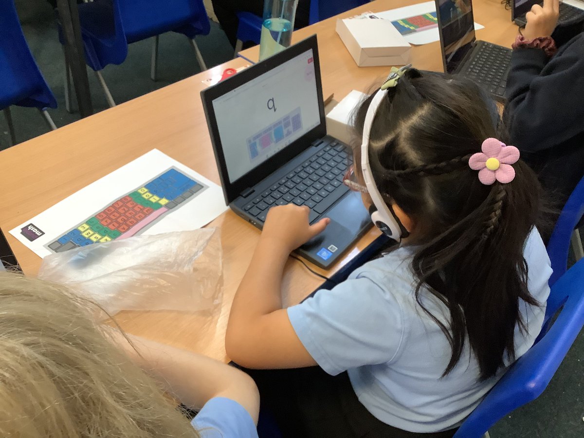 NA_foxes's tweet photo. Foxes spent our computing lesson looking at touch typing on Purple Mash! 🦊 https://t.co/Mo6v2hqqee