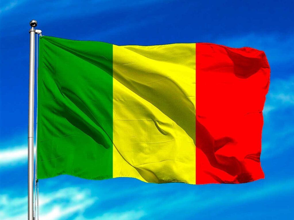 À tous mes frères et sœurs #maliens à travers le monde, bonne fête nationale du #Mali . #IndependenceDay @Afriqueeconom @AmadouDiawaraMl @AnimTVnews @DIABY_Mamy @LyAissata223 @LYAMODE @Naboufall @malimaigacom @PresidenceMali @MEF_Mali