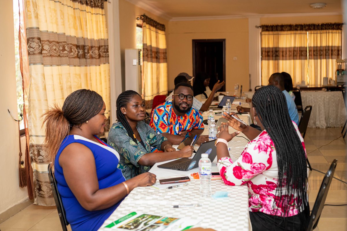 poshbar2's tweet image. Our mission is clear: 10% decentralized RE in Ghana by 2030. Together, we can power our communities sustainably! 💡#ClimateIssues #REGhana @RE4C_Coalition @350Africa