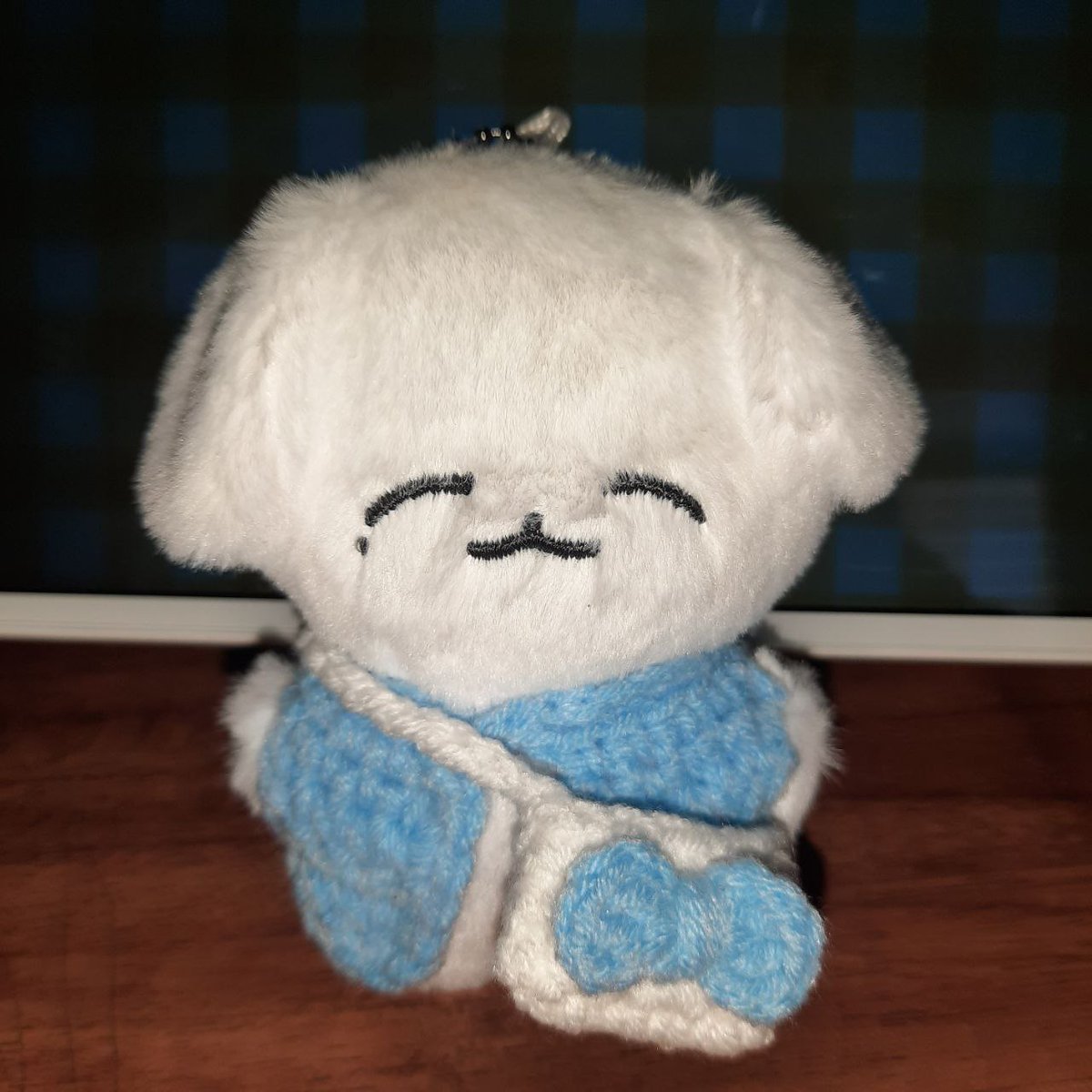 jenosfIrt's tweet photo. 💌 : happy mail ! [#watchudoieng]

— thank u so much @doienggg for this cute vest and bag for my babie! 🩷 https://t.co/U8w5MyN9hC