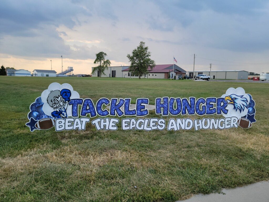 FCHS77Athletics's tweet photo. We cannot thank the following people and businesses enough! Country Mart in Freeburg made a huge donation as did Kountry Market in Smithton, while the Bowen family provided the great sign in front of school! All for the @ksdknews Tackle Hunger program! https://t.co/7AMaDsvxxM