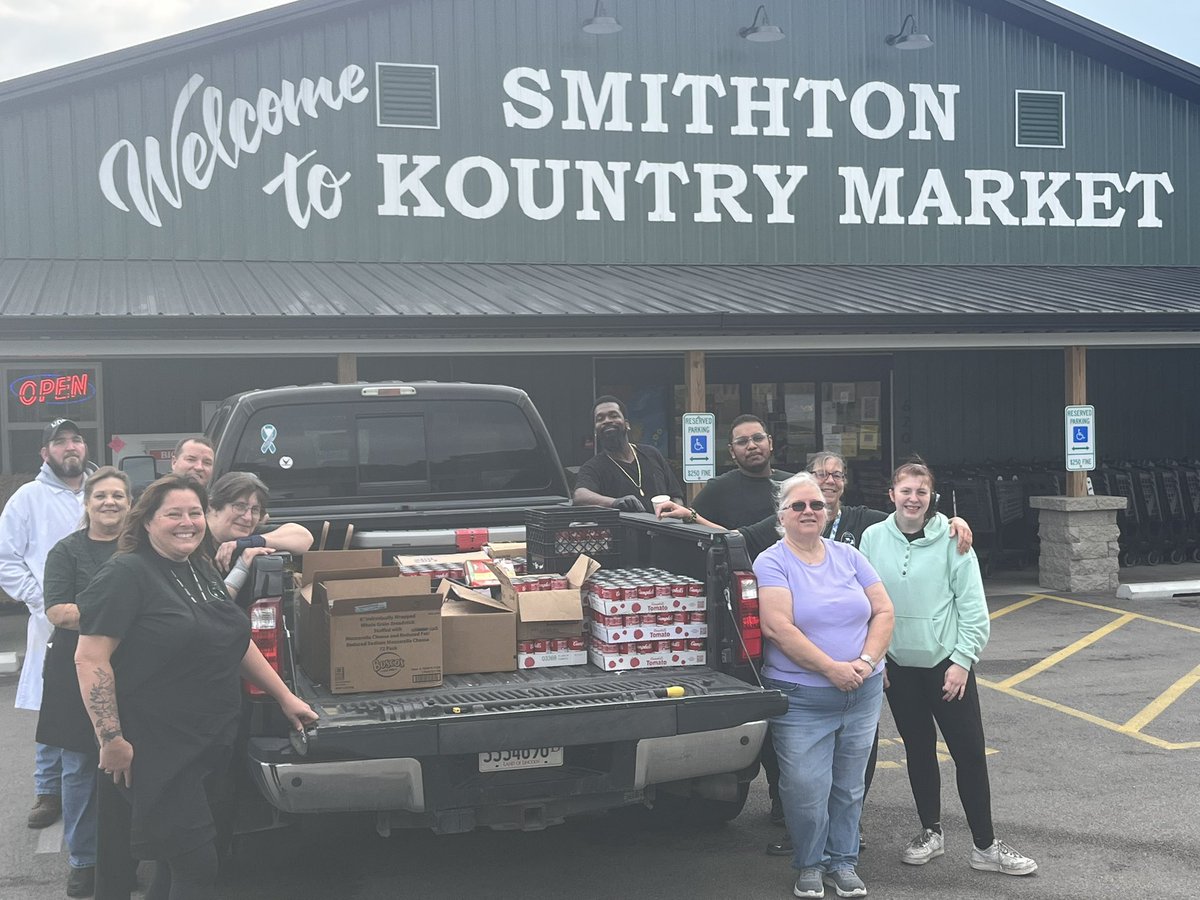 FCHS77Athletics's tweet photo. We cannot thank the following people and businesses enough! Country Mart in Freeburg made a huge donation as did Kountry Market in Smithton, while the Bowen family provided the great sign in front of school! All for the @ksdknews Tackle Hunger program! https://t.co/7AMaDsvxxM