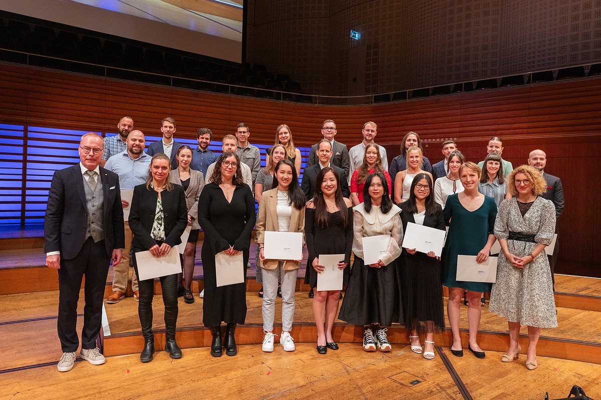 HSLU Hochschule Luzern tweet media