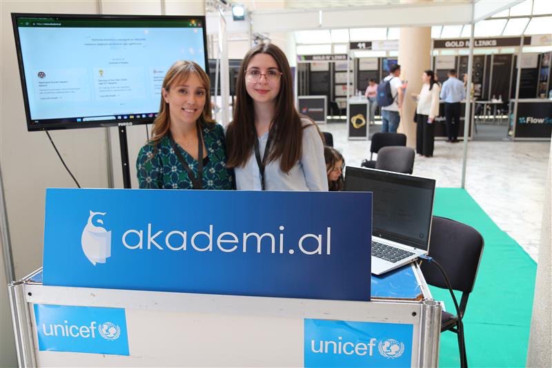 albania_unicef's tweet photo. 💡 Some busy days at Future2Tech, in Tirana.
Tech solutions are needed to accelerate efforts in quality education &amp; digital skills.
Excited for the next step of what’s to come for innovation &amp; technology in Albania! Part of #QËNDRO, funded by @ItalyinALB. 💡 @UNICEFinnovate https://t.co/9e4Mkestf3