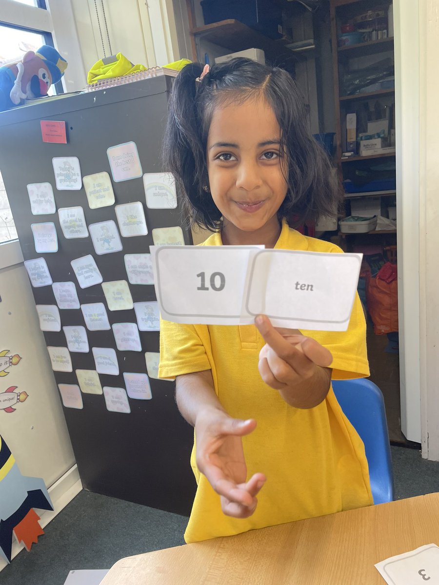 MissDunworthLHS's tweet photo. Some great work this morning from Team Elm, matching and writing numbers as words! 1️⃣✍🏼 @missmcnamaralhs @HeadLHS @LHS_Watford @MathsLHS https://t.co/sAE63cCvrr
