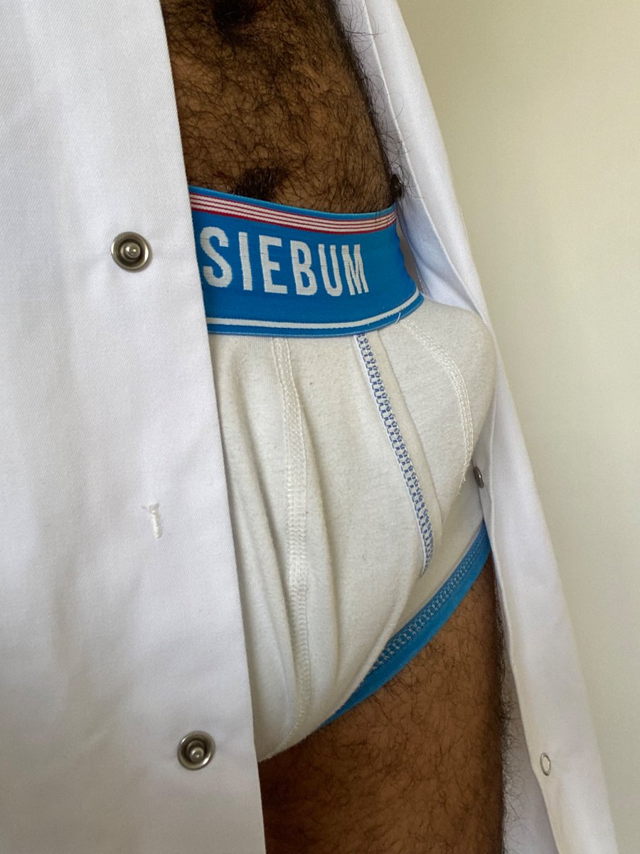 FrenchHairyDoc's tweet photo. White on white. Follow &amp; DM for the video without the 🩲

Blanc sur blanc. Follow &amp; DM pour la vidéo sans le 🩲

#gay #doctor #underwear https://t.co/MFU3DUB3My