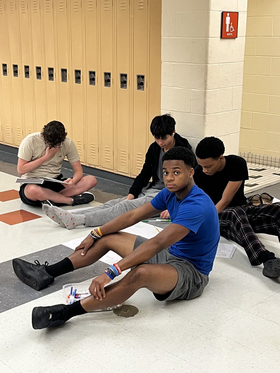 Eng 11 students worked in groups developing study reviews for various sections of Nat. Am. Lit to prepare for our 1st test. They then took turns presenting/reviewing with their class #AmericanLit #TestPrep #GroupWork  <a href="/TabbHSTigers/">Tabb High School</a>