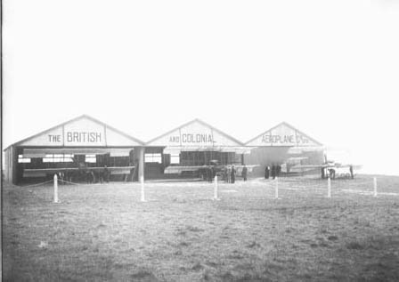 BristolAero's tweet photo. Where it all began🛫

Bristolian businessman, Sir George White saw the enormous potential of aviation and, in 1910, used all of his business expertise to set up an aircraft company in his hometown. 

📸BAE Systems / British &amp; Colonial Aeroplane Co Ltd Filton Flying School, 1910 https://t.co/BTbgDwjbjt