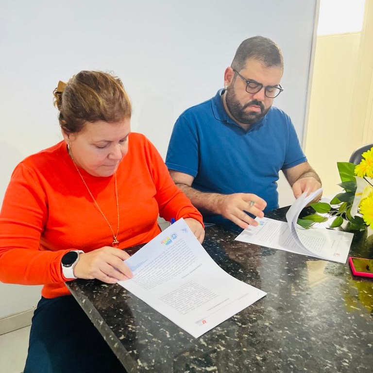 funasepe's tweet photo. A Funase, através do Núcleo Cidadania, firmou um acordo de cooperação técnica com UPE campus Garanhuns. A parceria visa promover novas atividades e experiências para os socioeducandos e mais oportunidades de profissionalização e pesquisa para estudantes universitários. https://t.co/YofLjbwukC