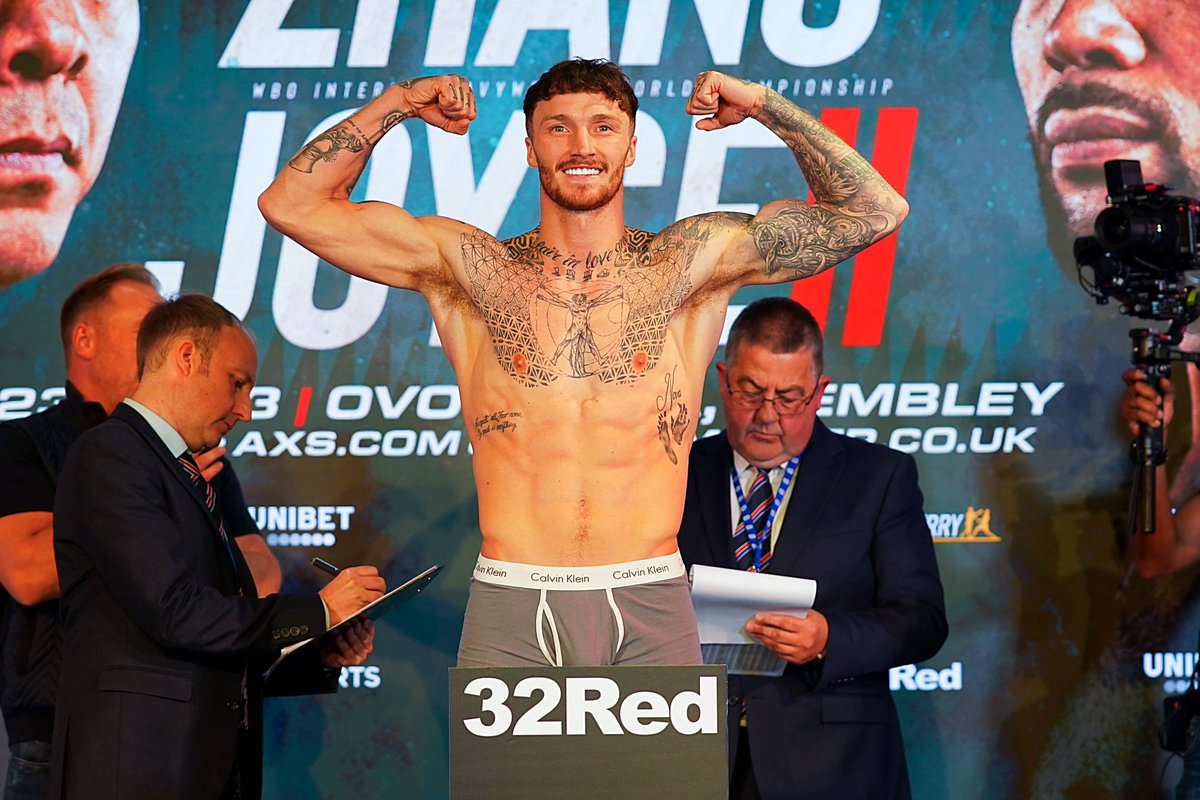 zachparkerboxer's tweet image. All weighed in time to refuel 💪🏼 ready to do business tomorrow night 👊🏼🐏 @neilmarsh3 @FrankWarren @Queensberry @boxingontnt @BCB_Boxing