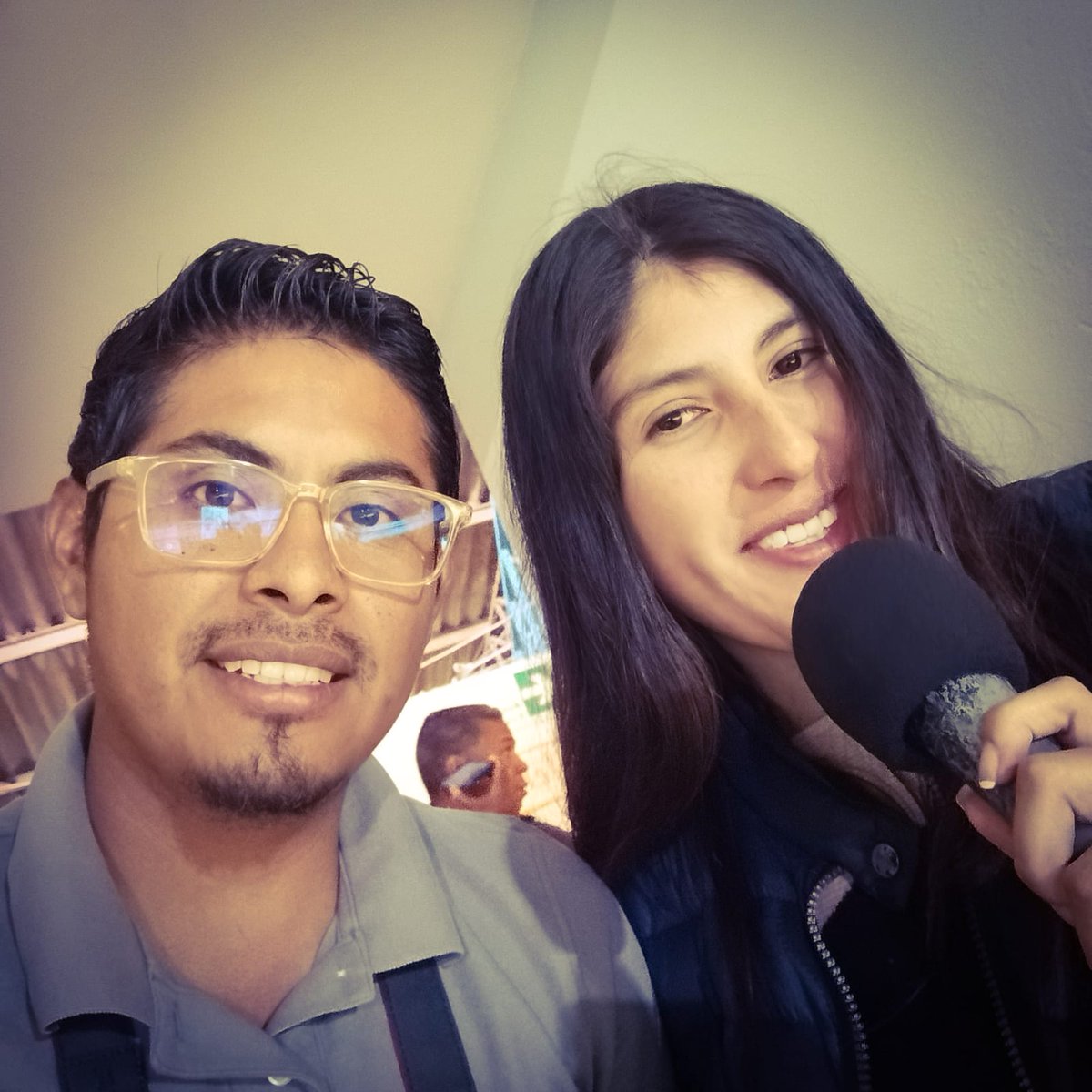 GuaytamboTv's tweet photo. Ayer estuvimos en el partido de ascenso del equipo de 
@Macara_O
 muchas felicidades al Idolo Ambateño. 💙🎤

Que se transmitió a través de #stereofiesta94.5🎙️⚽✨

#ambato #deporte #Macara 
#ELÍDOLOLOESTÁDEREGRESO
#somosdeprimerA https://t.co/FQRIMgMoaa