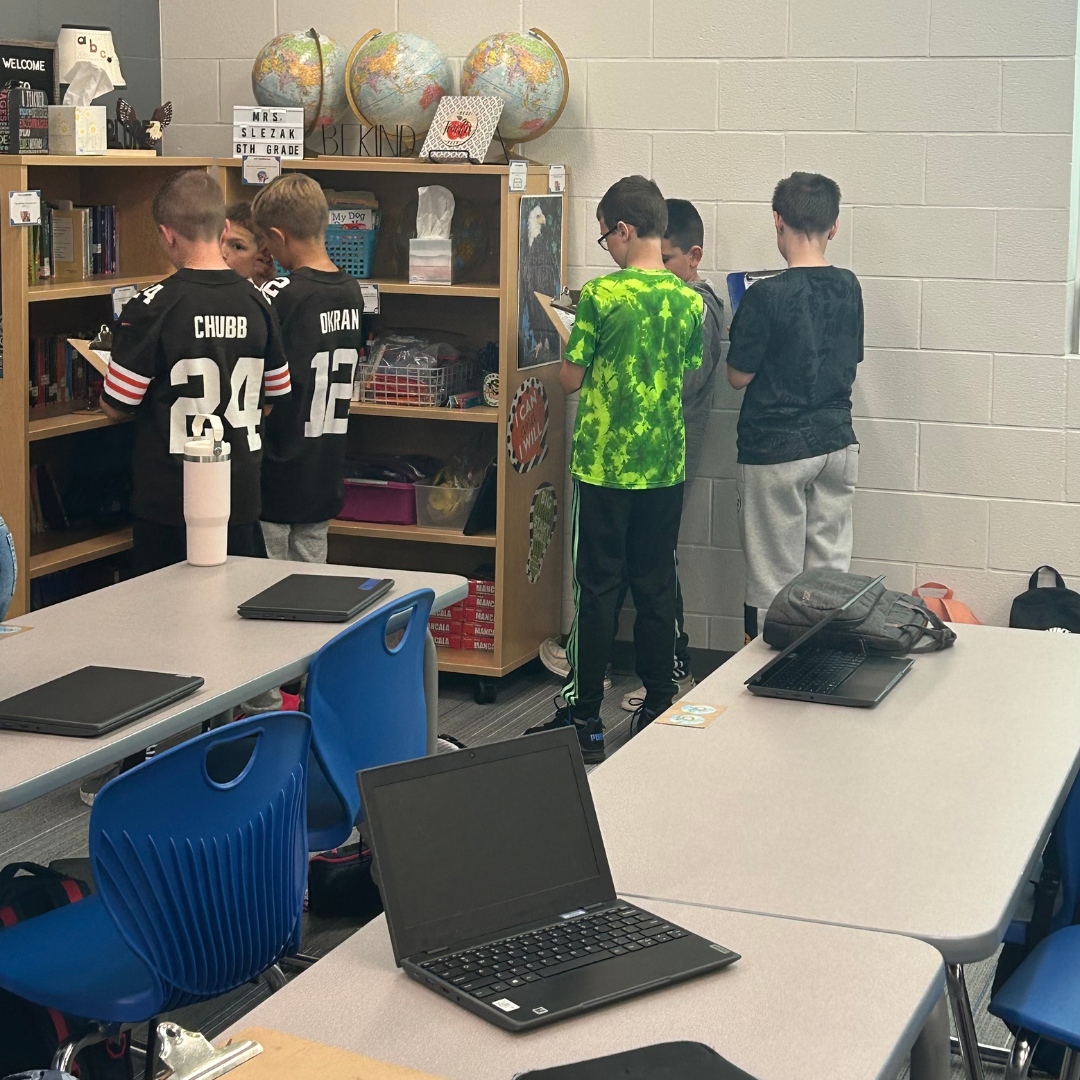 LBLocalSchools's tweet photo. 📜🇺🇸 Constitution Day was a blast in Mrs. Slezak's sixth-grade social studies classes! Our future historians embarked on a thrilling scavenger hunt, diving deep into the U.S. Constitution. Vocabulary, insights, and patriotic fun were all part of the adventure! #WeAreLB https://t.co/9tlKDakeSL
