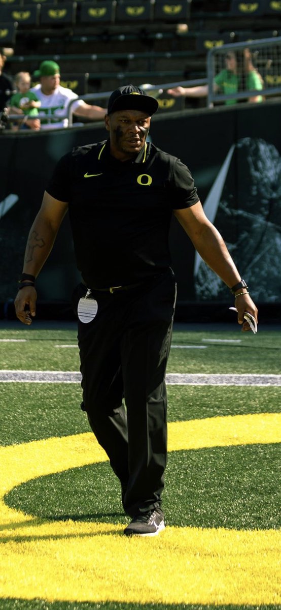 jarwarskibeckum's tweet photo. It’s not who you think you are that holds you back. It’s who you think you’re not…God has already prepared the blessing. God’s just preparing you for the blessing. So repeat these words, I'm working on me today because sometimes l'm the problem. #WorkOnU #CoachMeCoach https://t.co/fwdOQf0yaZ