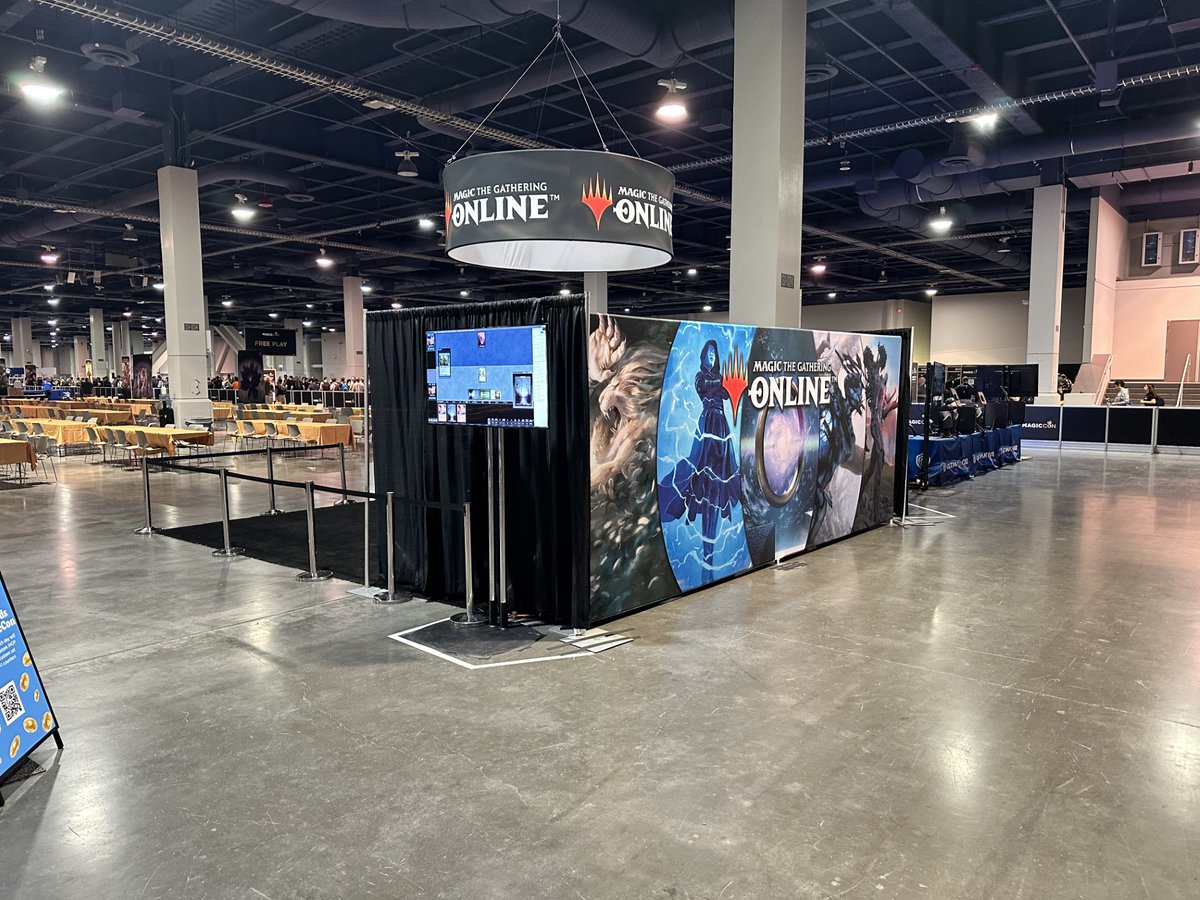 MagicOnline's tweet photo. Stop by our booth at the front entrance of #MagicConVegas 

Play MTGO new mode to earn an exclusive @DaybreakGames pin while supplies last https://t.co/X89L65fVV5