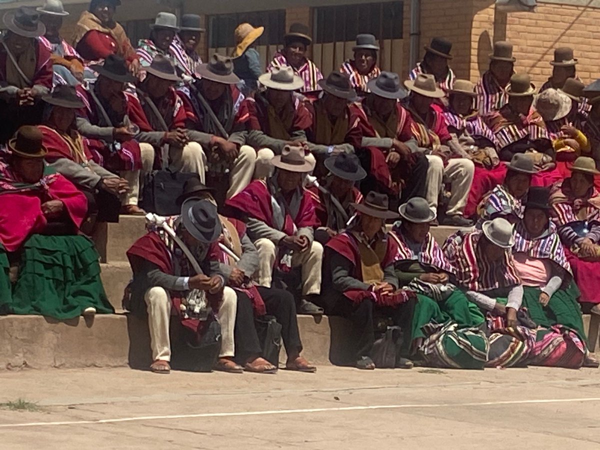 ConamaqBol's tweet photo. #PrensaCONAMAQ | El #CONAMAQ participa del MAYIRI TANTACHAWI DE JACHA SUYO AYMARA LAJA que se realiza en la Marka Sacacani con la participación de sus cinco markas, en la provincia Los Andes de #LaPaz.

¡Jallalla Nuestros Pueblos Indígenas Originarios! https://t.co/eCz9B7hzIq