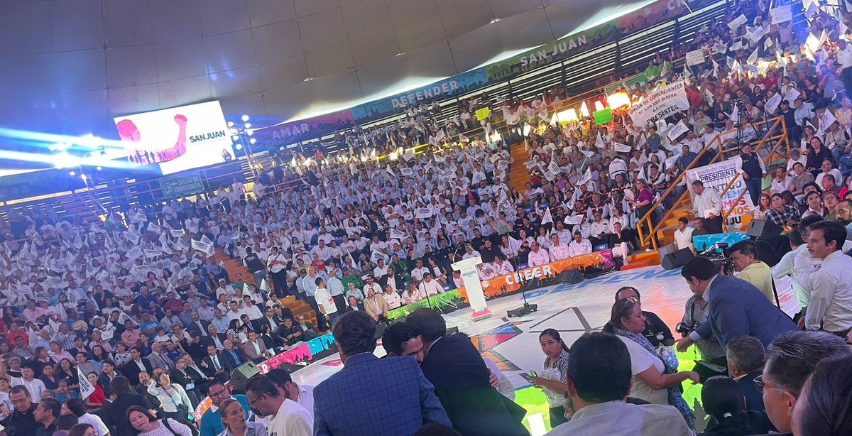 La CMER reconoce los avances en la materia que ha implementado el Municipio de San Juan del Río, los cuales fueron resaltados en el 2do Informe de Gobierno del Presidente Municipal Roberto Cabrera Valencia, evento al que asistió el titular Pedro Paredes Reséndiz
#Contigo