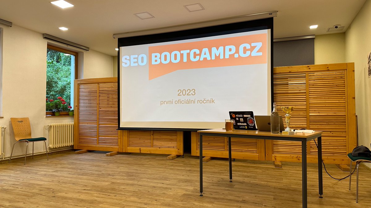 martinmatejka's tweet photo. Konečně je to tady! Už druhé letošní SEO výjezdní zasedání, #seobootcamp ❤️ https://t.co/bxUoNTPU2s