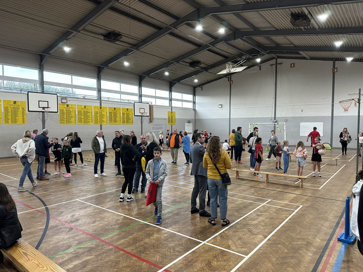 FormbyHigh's tweet image. A few images from #OpenEvening2023