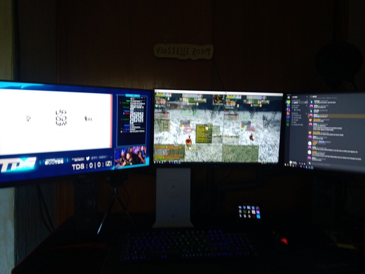 Viosselle's tweet photo. #GOTDS https://t.co/z4SGjZmaHK