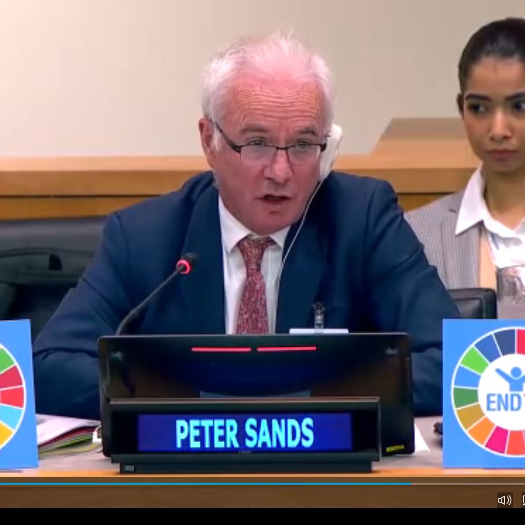 Fighting tuberculosis is a triple benefit…

✅Stop a disease that preys upon the poorest and most marginalized communities.
✅Accelerate progress towards universal health coverage.
✅Reinforce pandemic preparedness.

It’s a great deal.

<a href="/PeterASands/">Peter Sands</a> <a href="/GlobalFund/">The Global Fund</a> #UNGA78 #HLM #TB