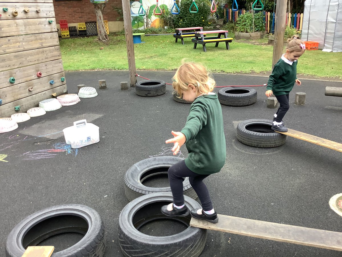 Snaresbrook Primary School tweet media