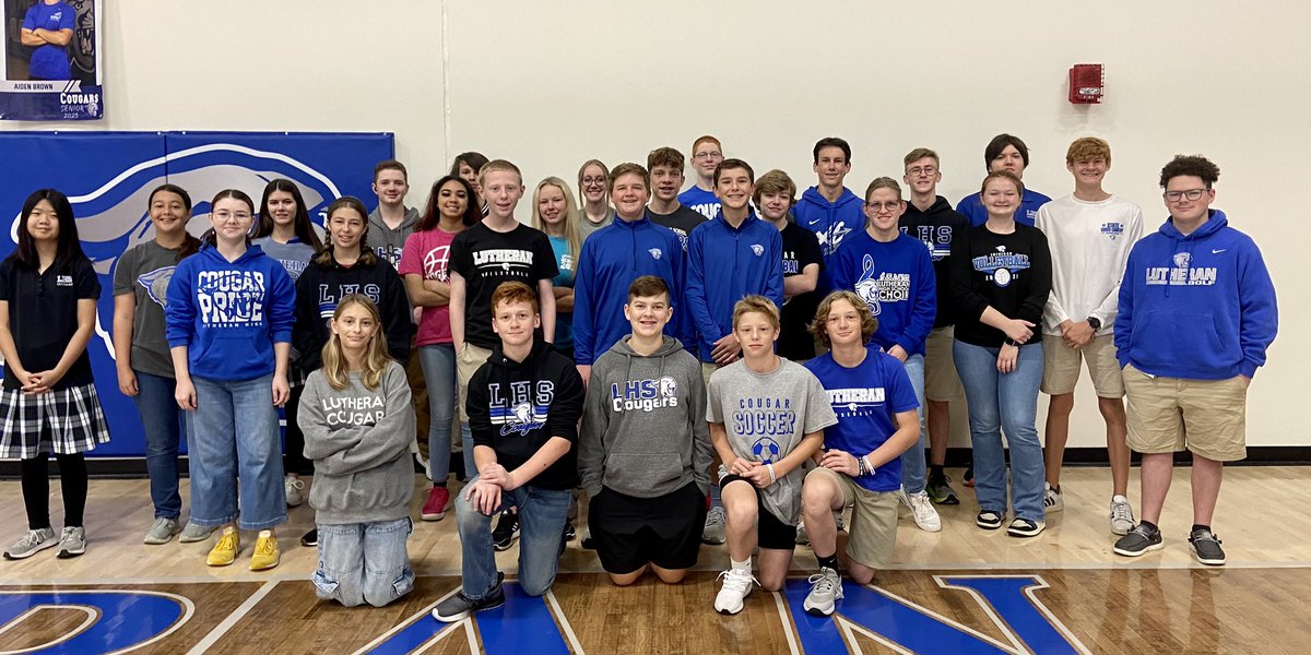 LuHiActivities's tweet photo. Archery club had their first morning meeting today! #riseandshine https://t.co/kOVvQ7rTLa