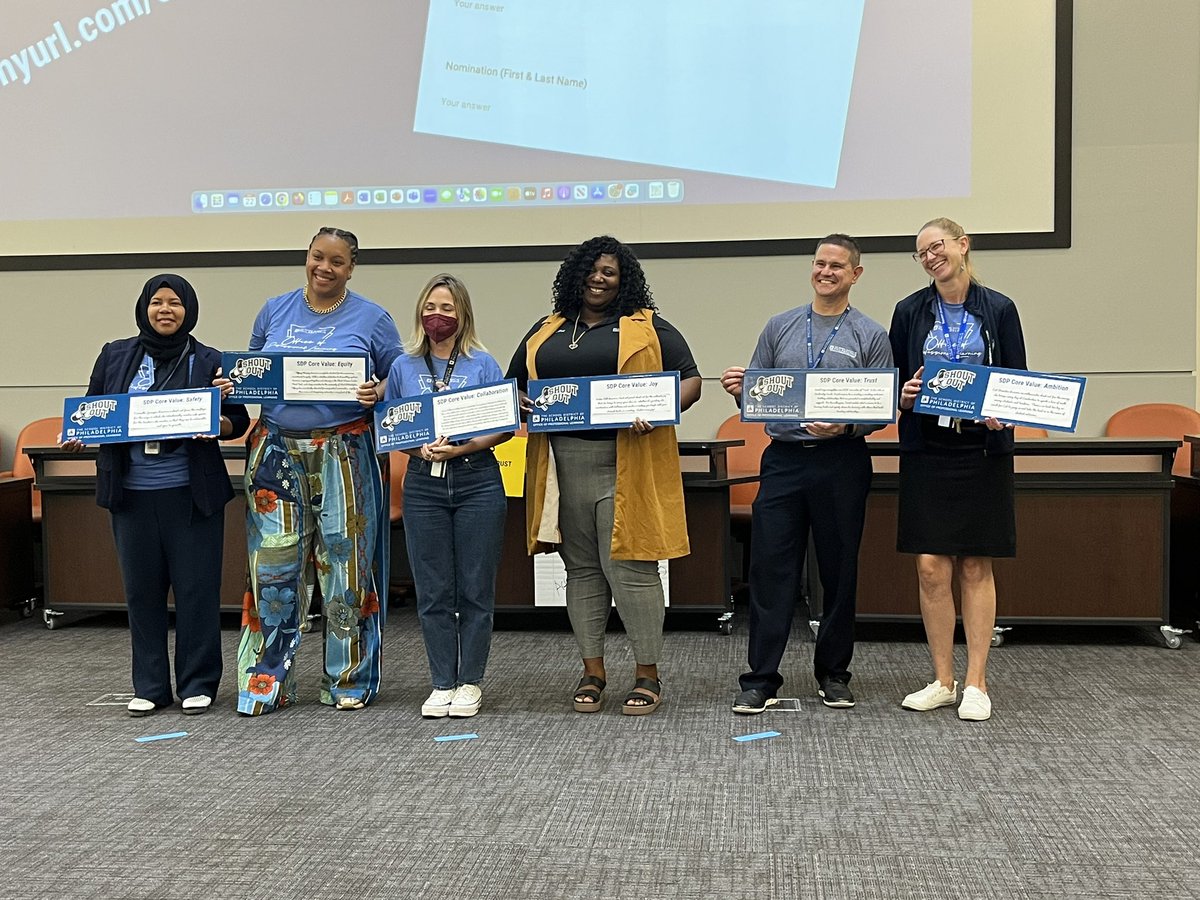 Lots of Office of Professional Learning love today as we celebrate our September core value award winners! @JGSakaPapa <a href="/MichaelFarrell/">Michael Farrell</a> <a href="/PHLschools/">Philadelphia Schools</a>