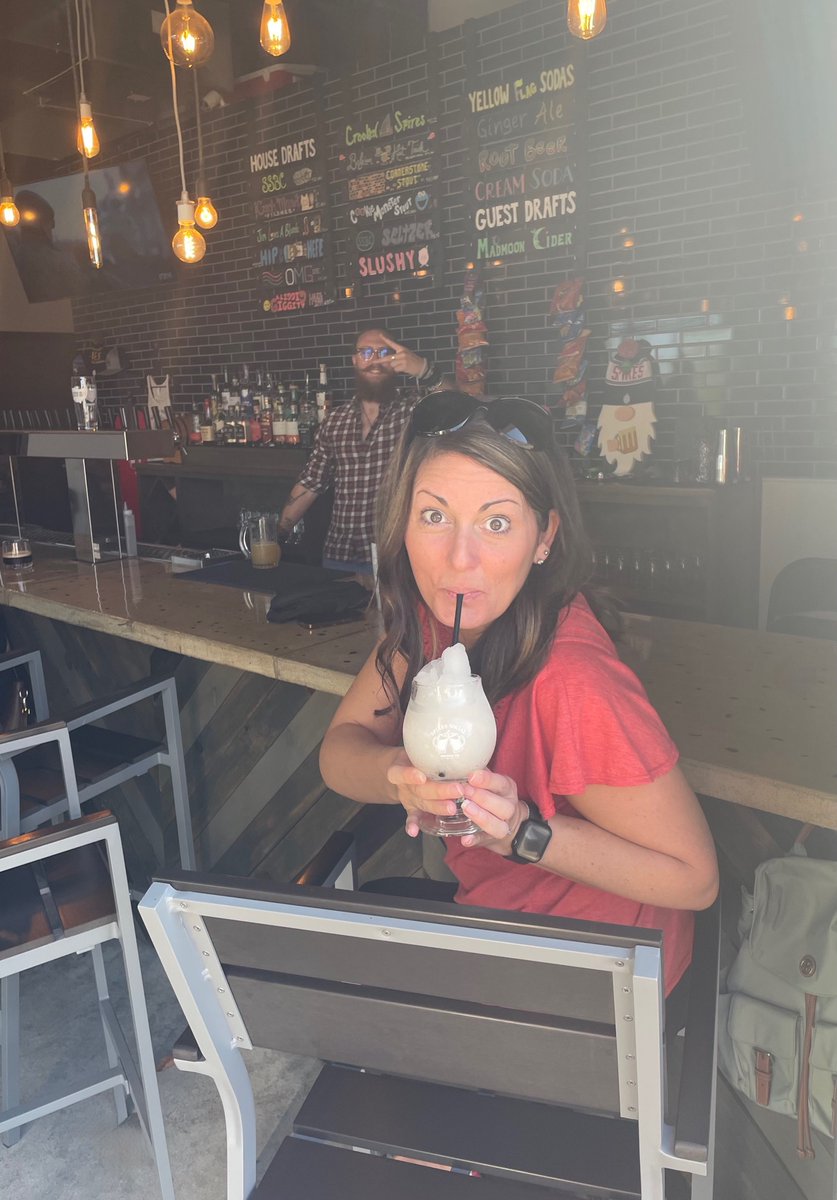 SpiresSocial's tweet photo. Another 80 degrees…slushy please! 🍹
•
•
•
#fridayfeels #slushytime #sipsiphooray #happyhour #cbuseats #cbusgram #craftbar #craftbeers #beerinspires https://t.co/GVrVgImXZi