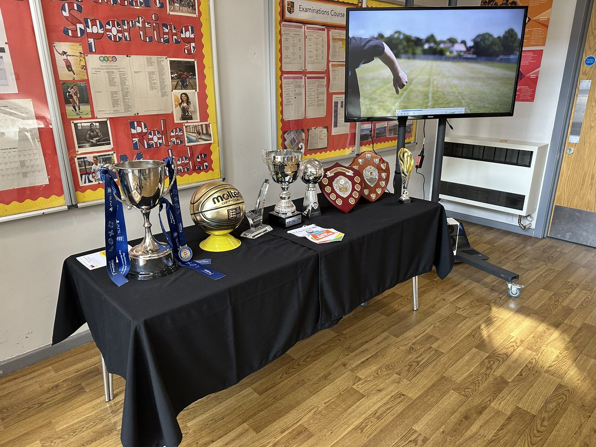 FormbyHigh's tweet image. Thanks to @FHSPEDepartment for their #OpenEvening2023 activities