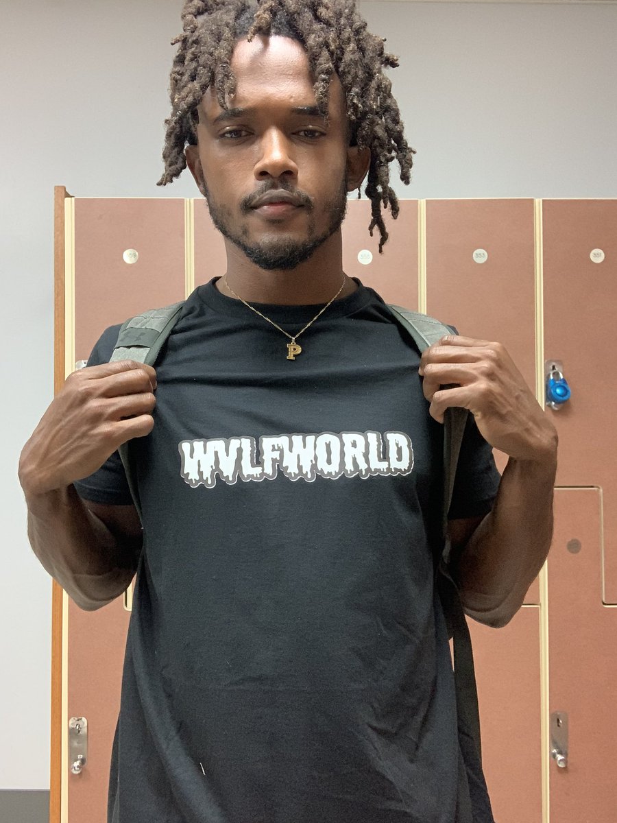 WVLFKobe's tweet photo. #wvlfworld tees available now via @WVLFcc 

Model : @FitWolfKobe 
Size : L 

https://t.co/3lFReeWVPz https://t.co/HDOaNgHxRd