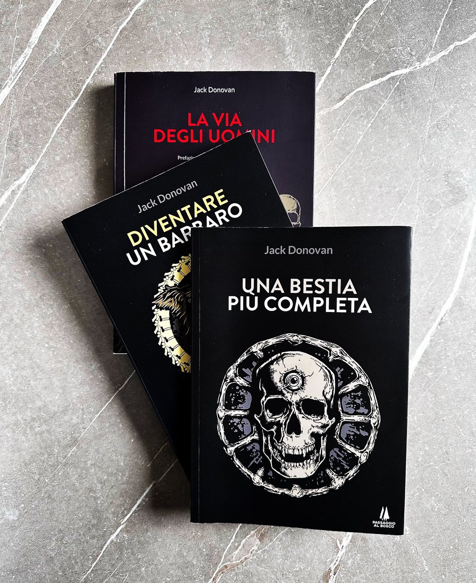 📕Jack Donovan @ph2t3r crea con grande maestria una trilogia di ottima forma e, aggiungo, necessaria sostanza. Un raro equilibrio contro il pensiero debole. Un'edizione che non è un manuale o un libro di istruzioni, ma un'arma. Conservatela con cura e fatene buon uso.