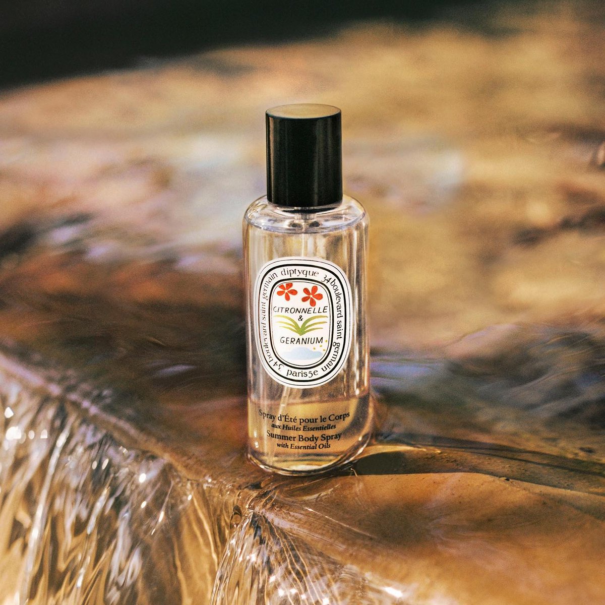 Goodbye summer. Here are some last warm rays from <a href="/erik/">erik</a>.winkowski's fragrance and candle collaboration with <a href="/diptyque/">diptyque</a>.

#bigactiveartists #erikwinkowski #diptyque #diptyqueparis #ilio #summercollection #fragrance #summer #collaboration #candles
#scent #summertime #sun #beach