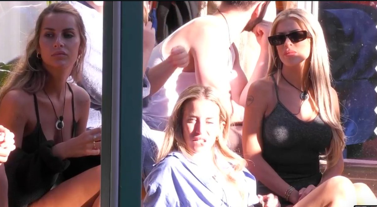 kokooniee's tweet image. el hate que me generan #ghvip22s