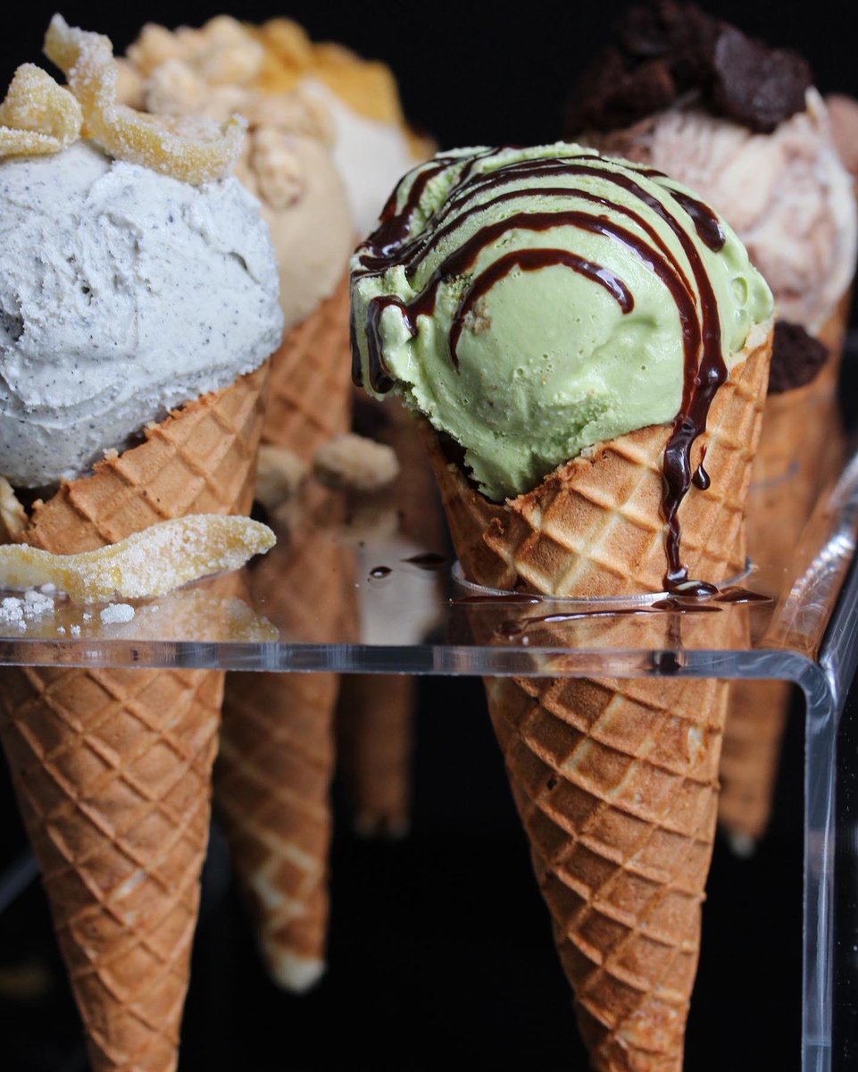 humphryslocombe tweet media