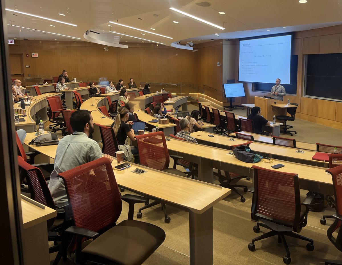 UChi_Economics's tweet photo. At #AFE, we have:
- 6 parallel sessions happening concurrently throughout Saieh Hall
- Up to 4 speakers in each room during every session
- 8 groups of sessions during the conference!
And that doesnโt even include our keynotes! #FieldExperiments #AFE2023 #Research https://t.co/9ytdwr6ImK