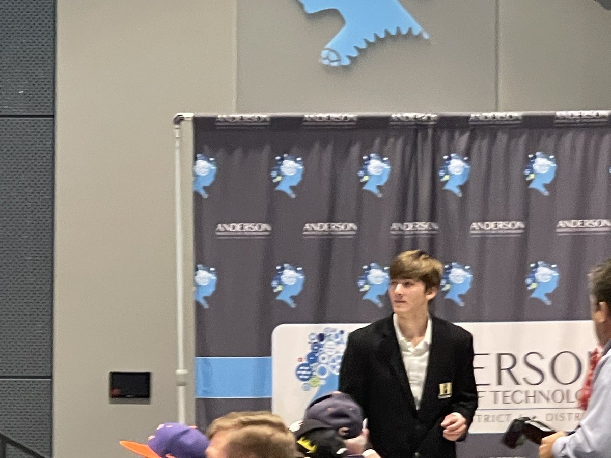 Coach Tone tweet media