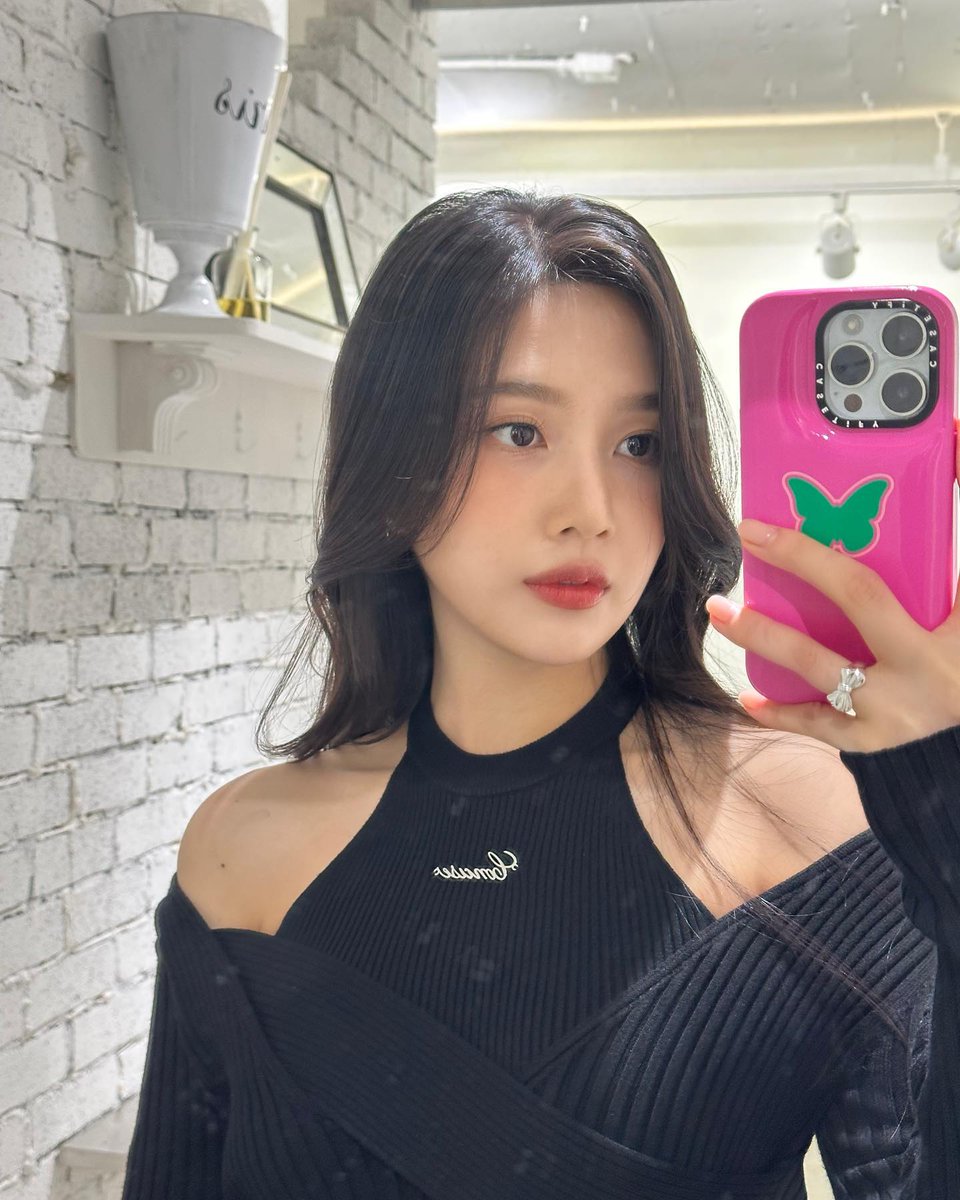 JOYEGYPT2's tweet photo. 22.9.2023| إنستجرام 💚📸
تحديث جوى على الإنستا :
🦋💚💚

📎https://t.co/ekEGV9QSYa
- J 
#JOY #조이 #REDVELVETJOY #Parksooyoung https://t.co/TllNaKyQM0