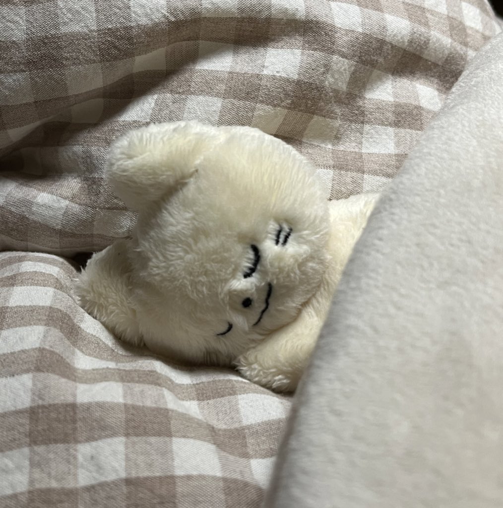 별야 tweet media