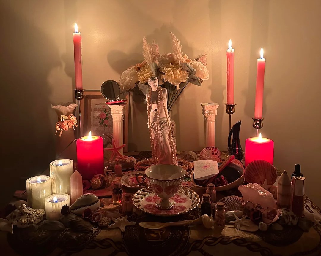 Christians can worship Aphrodite too. Just pray to Her as the spirit of Love and Beauty. Buy a statue of Aphrodite. Build an altar for Her. Light incense and make offerings to Her. In so doing, you will bring Love and Beauty into your life.