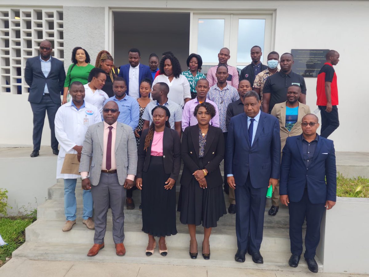 GSE_Sofala's tweet photo. Foi aberto no dia 20.9.2023 na Beira, o  1º curso de Licenciatura em Cirurgia, a ser ministrado pelo Instituto Superior de Ciências de Saúde.
Dirigindo-se aos presentes no acto da abertura, Sexa SE Stella Zeca, deu a conhecer o curso contará com a
 participação de 40 estudantes. https://t.co/1ubBUjBNZg