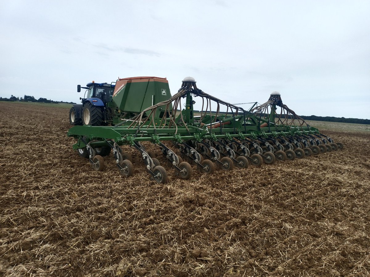 Guiguiperdereau's tweet photo. Dans le cadre du développement de notre entreprise nous cherchons un ouvrier CDD 3 mois + CDI a la suite salaire + h sup + repas du midi équipe jeune et dynamique matériel récent https://t.co/UdJNyVHURp