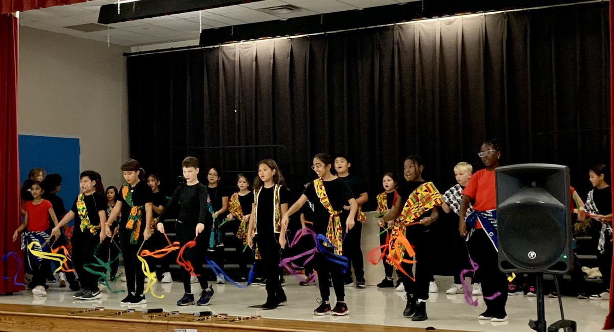 RedDukeMusic's tweet image. Lion King, Kids Edition opened today @MarekElem and it was a great show! Thank you for being an amazing audience! @AlvinISD @AISDFineArts Next stop: York on 9/28