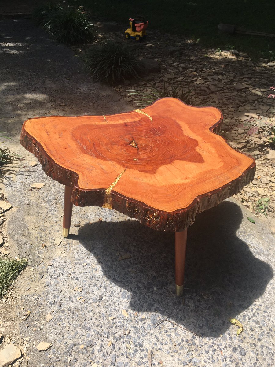 CodiakCreations's tweet image. Available now! 📣 Pecan Wood Table, with real 24kt gold!  

codiakwoodworking.etsy.com/listing/153927…

#NewTable #Etsy #Handmade