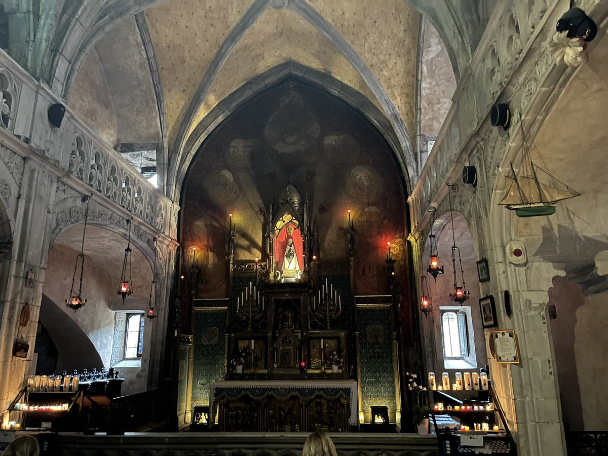 In Rocamadour right now. It is a fantastic place. Visit when you have the chance.