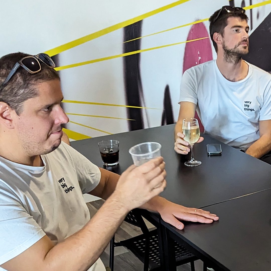 verybigthings tweet media